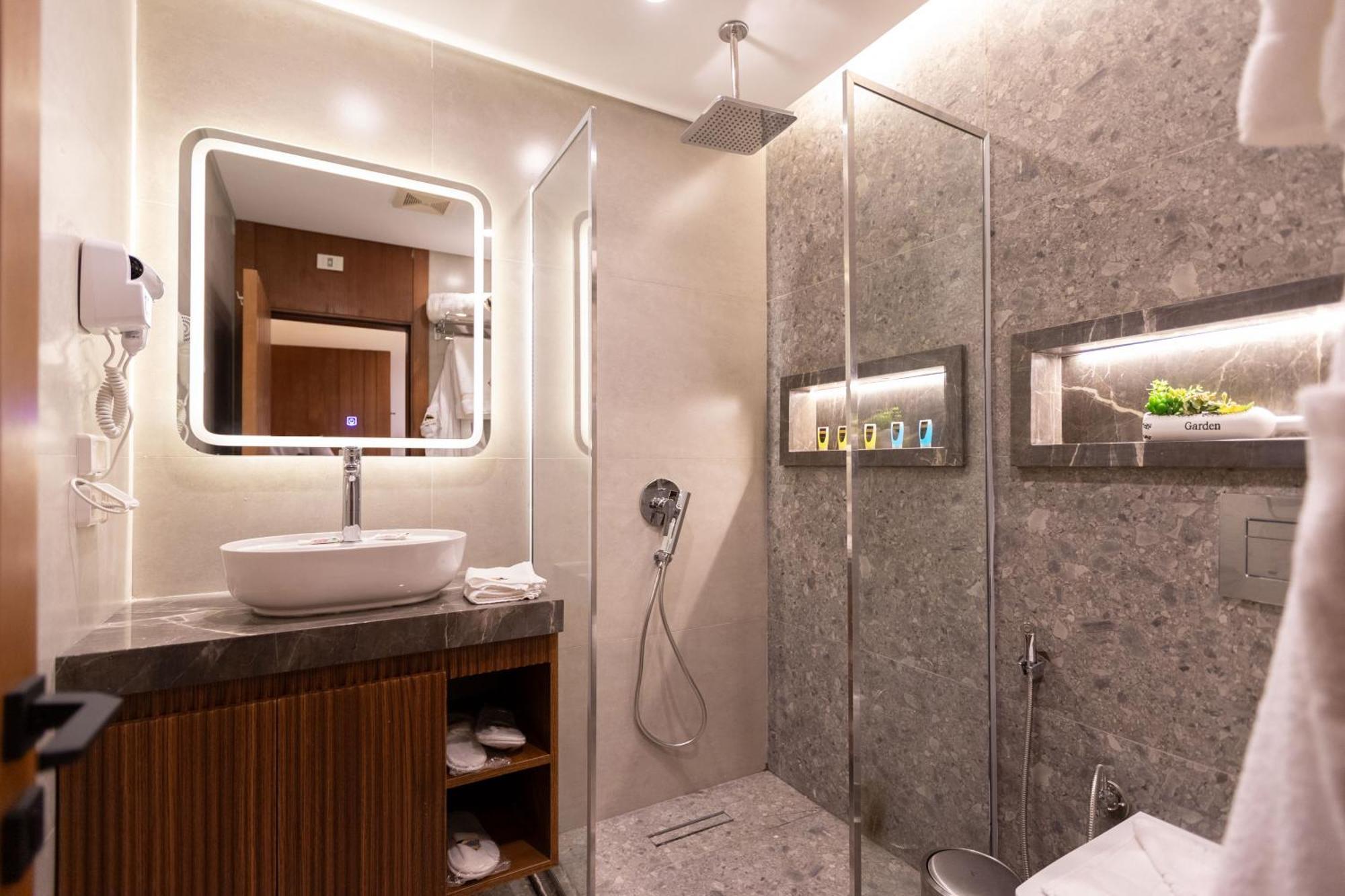 Galaxy Pyramids View Inn Kafret el-Gabal Екстериор снимка