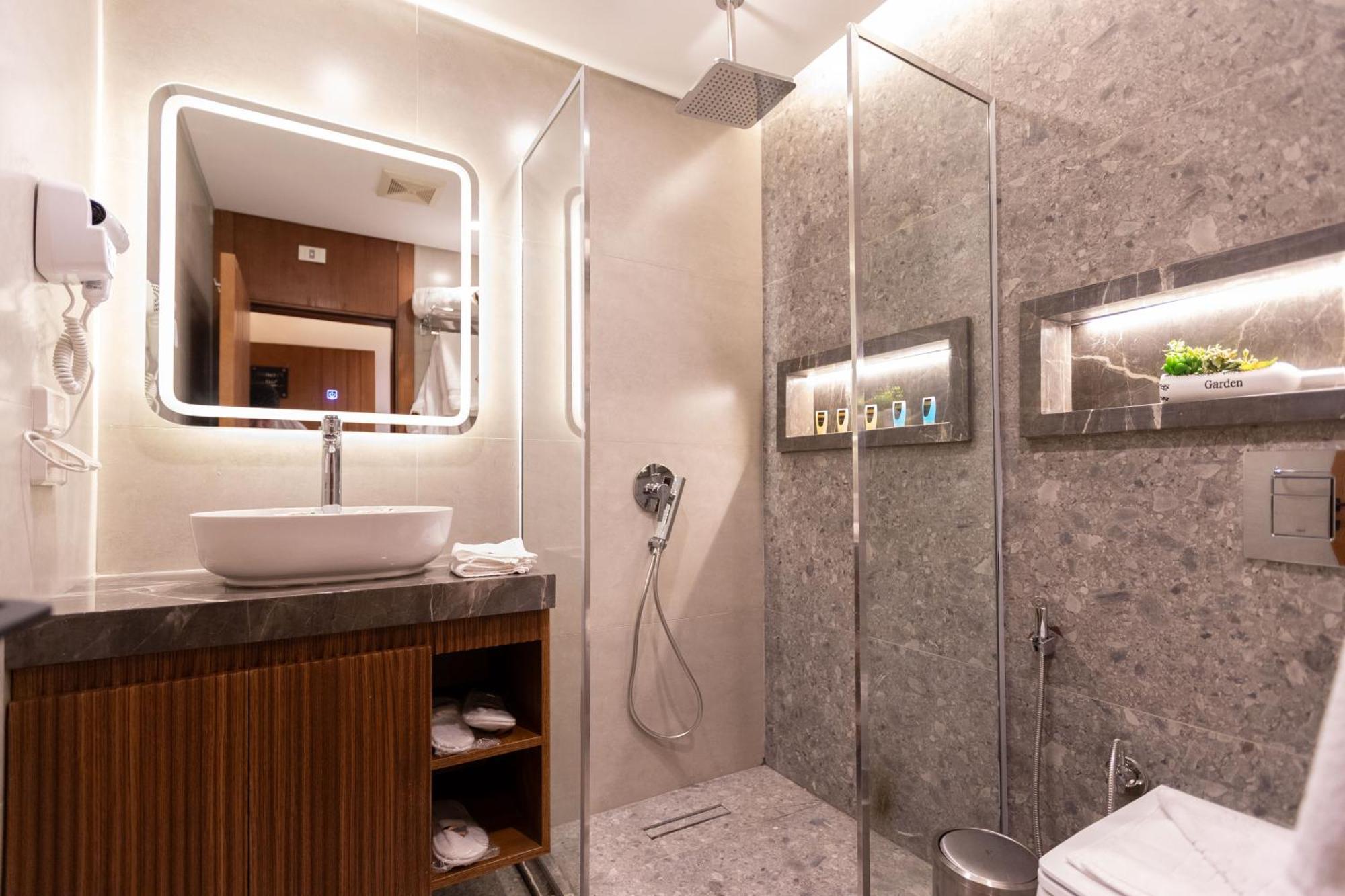 Galaxy Pyramids View Inn Kafret el-Gabal Екстериор снимка